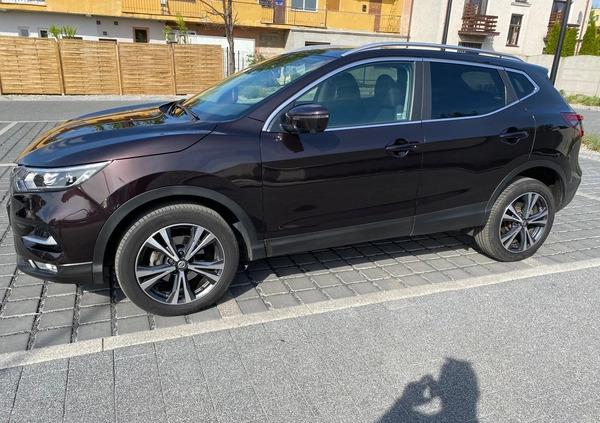 Nissan Qashqai cena 71000 przebieg: 75000, rok produkcji 2018 z Jawor małe 211